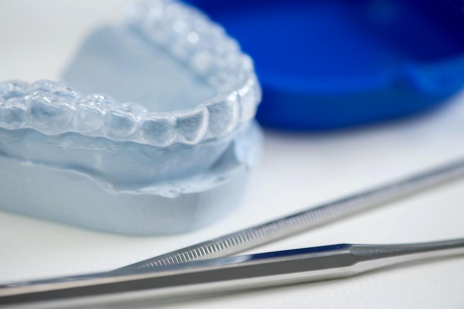 マウスピースを使うホワイトニングとは？メリット・デメリットや注意点