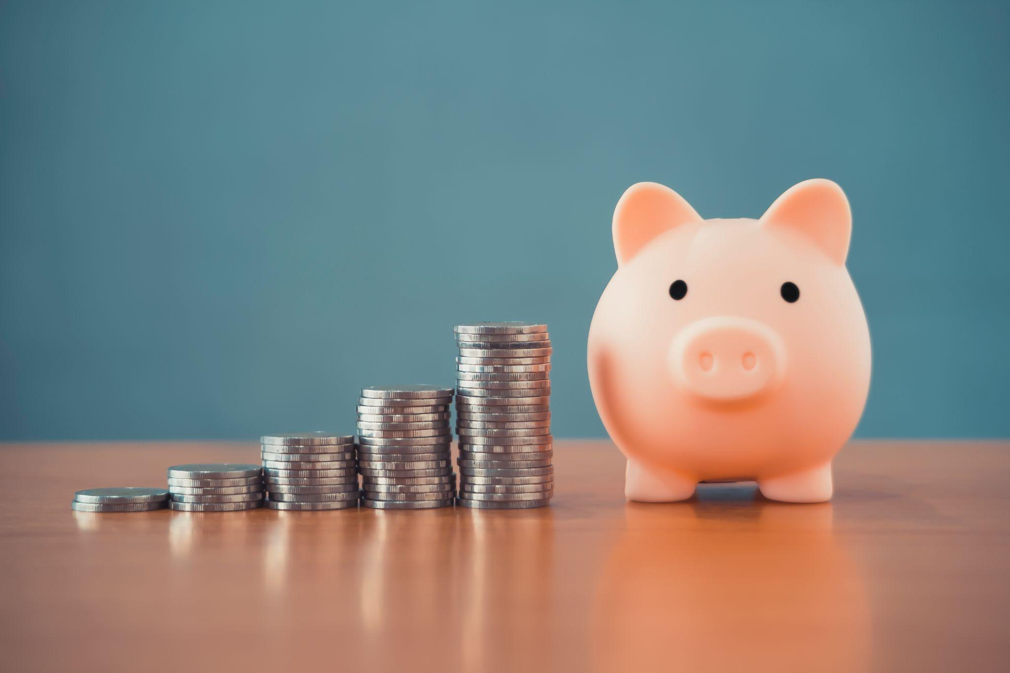 歯のホワイトニングの料金相場は？タイプ別の平均額や長持ちのコツ