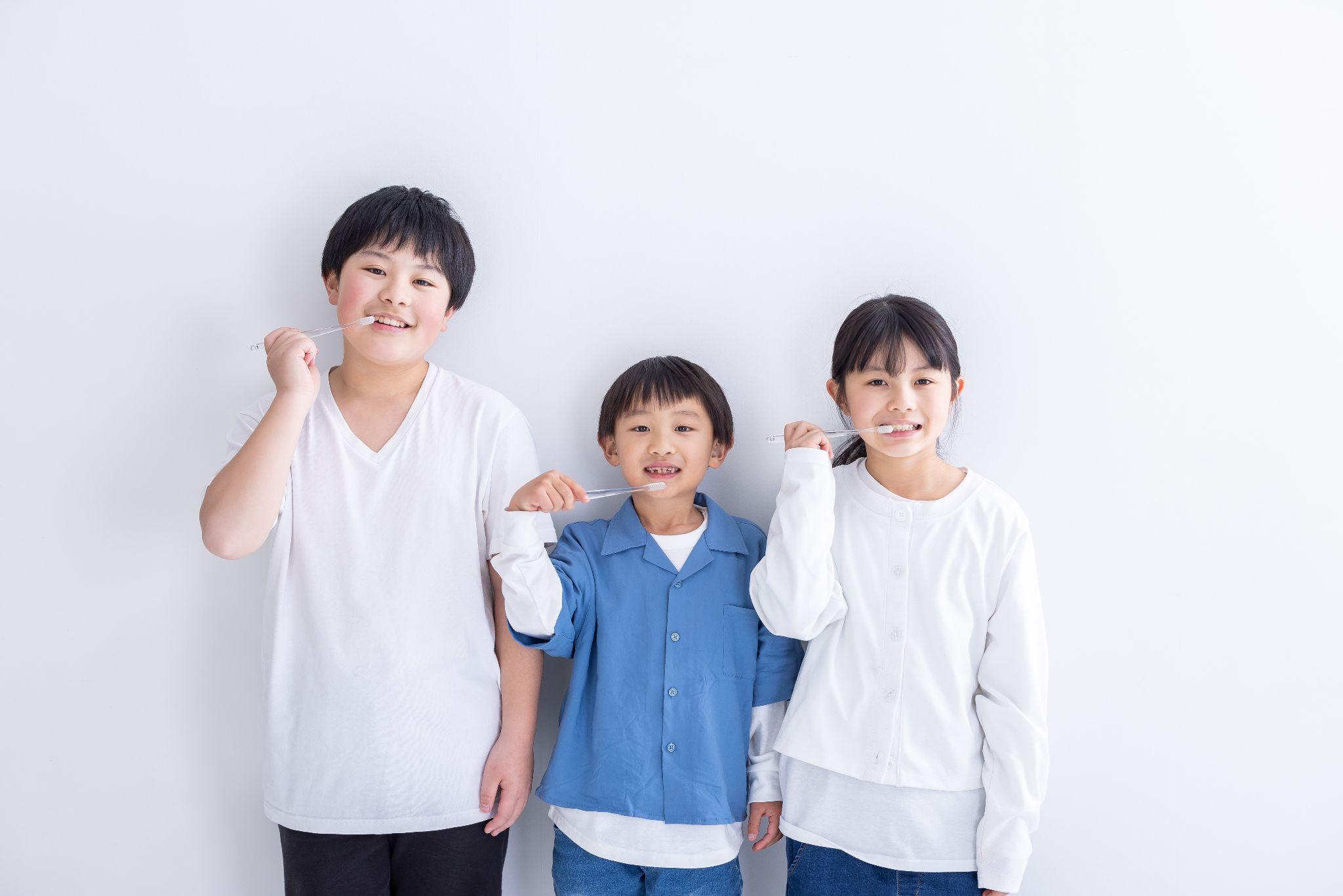 小児矯正の二期治療とは？開始時期や費用、一期治療との違いを解説